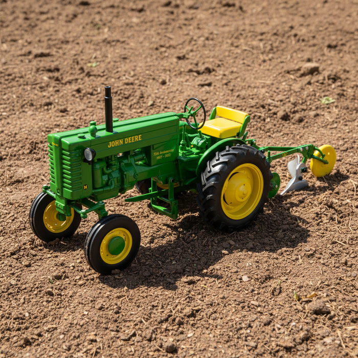 John Deere 1:16 M Tractor with Mounted Plow