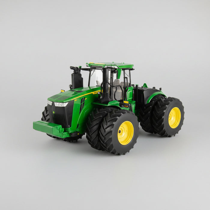 John Deere Prestige 1:32 9R 640 Collection