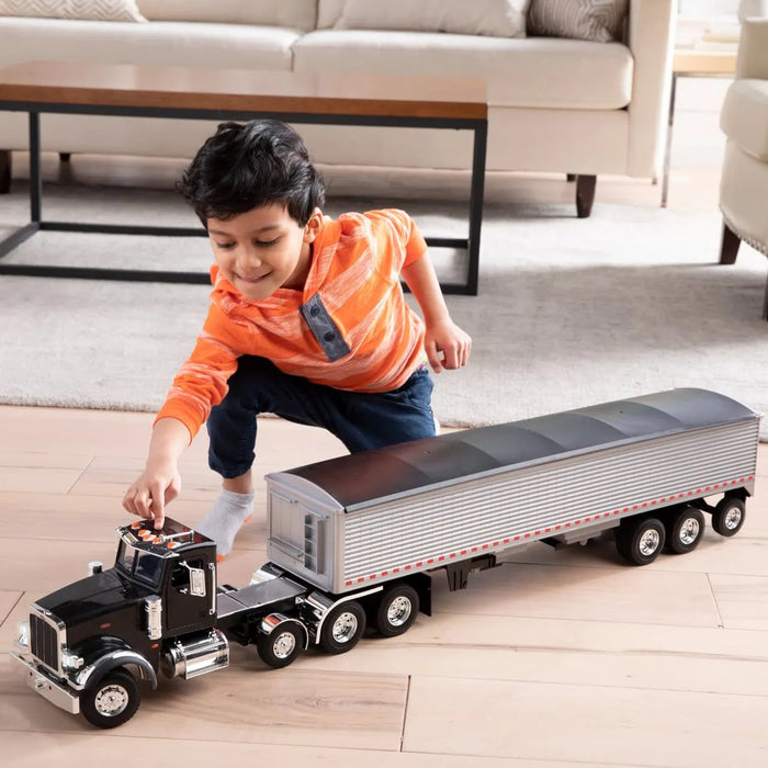 John Deere 1:16 Big Farm Semi with Grain Trailer