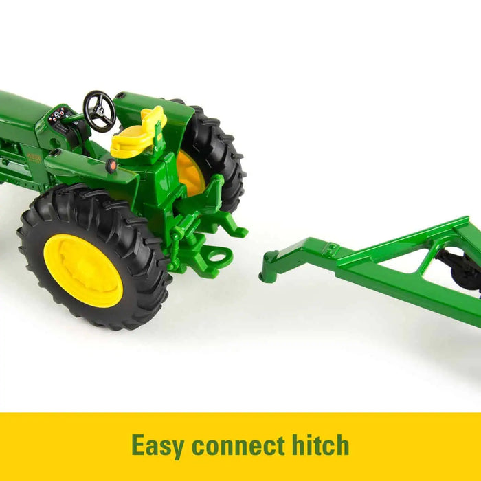 hitch on the John Deere 1:32 Die Cast Farm Set
