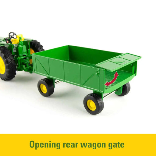opening wagon gate on the John Deere 1:32 Die Cast Farm Set