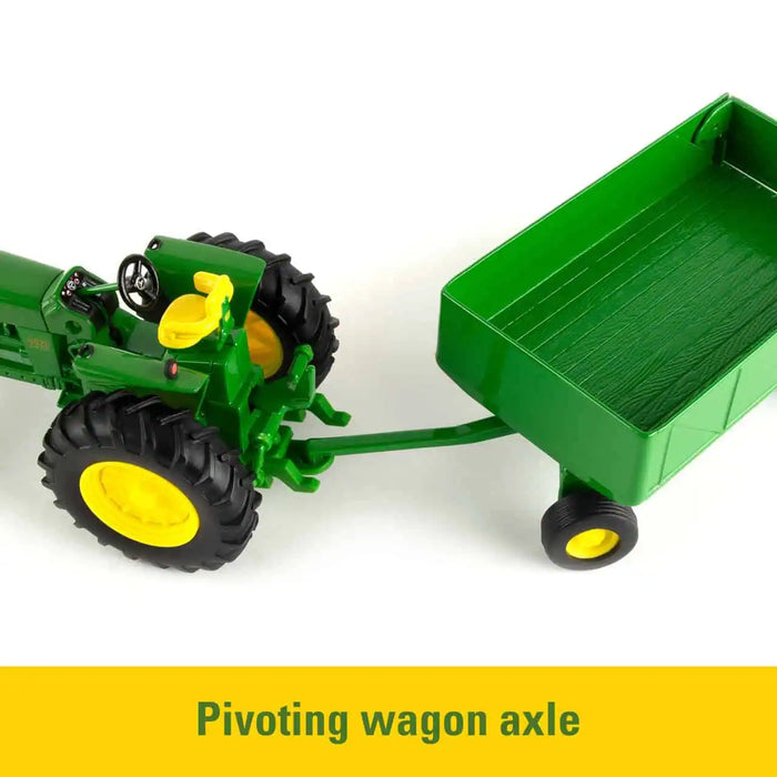 pivoting axle on the wagon of the John Deere 1:32 Die Cast Farm Set