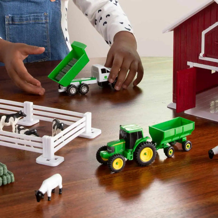 John Deere 1:64 Red Barn Playset