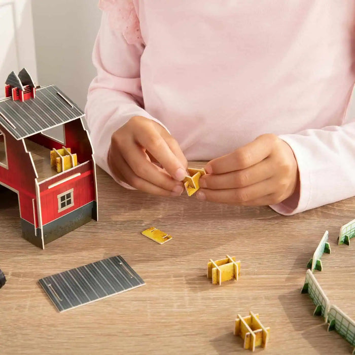 John Deere Buildable Barn Play Set