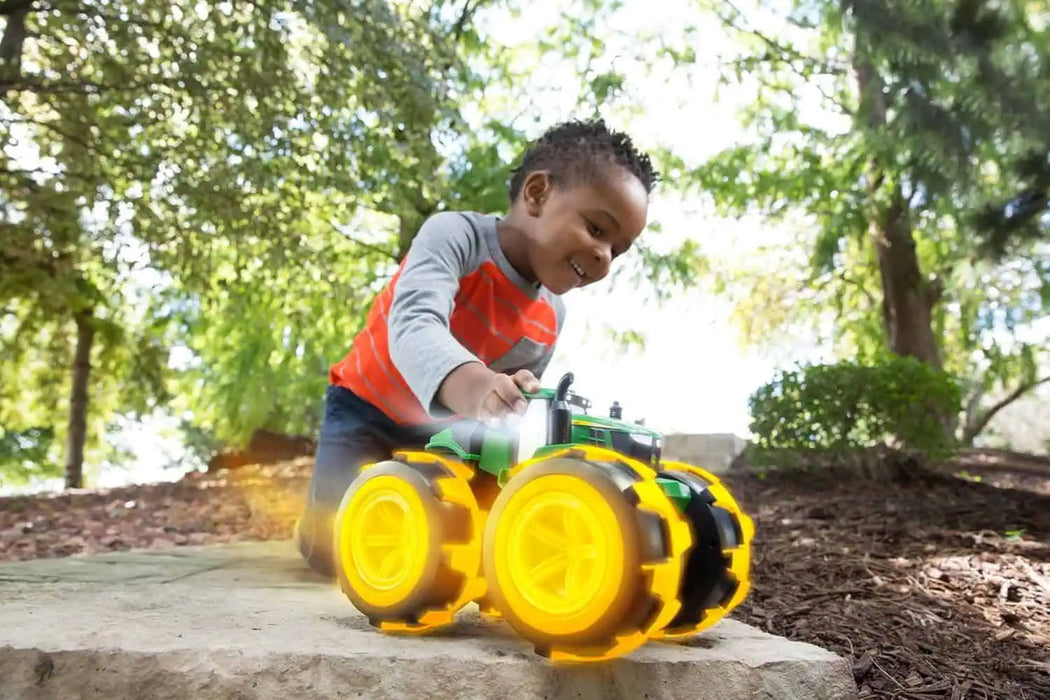 John Deere Monster Treads Deluxe Lightning Wheels